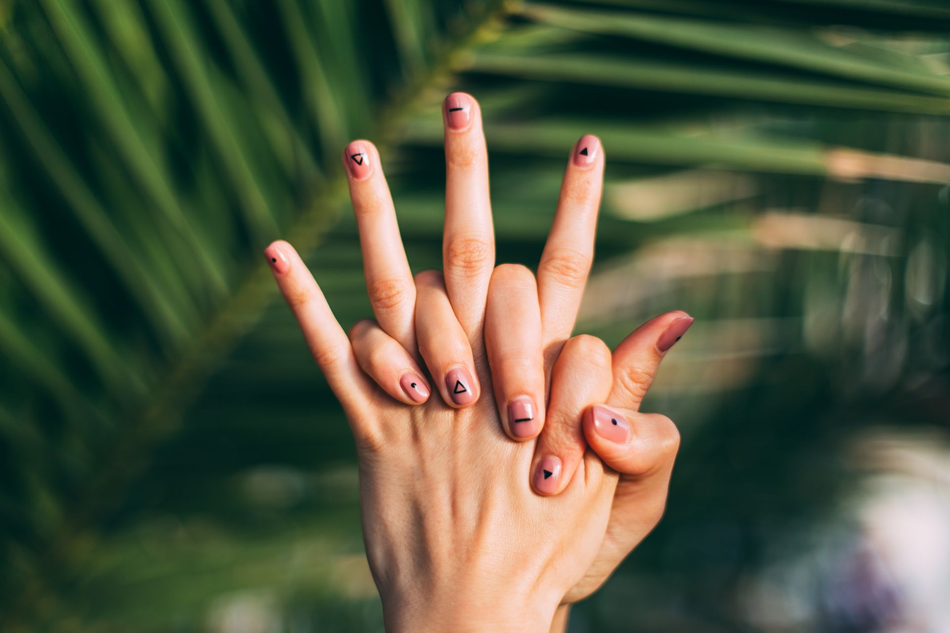 daiga-ellaby-5KjF_u5YzI-unsplash.jpg